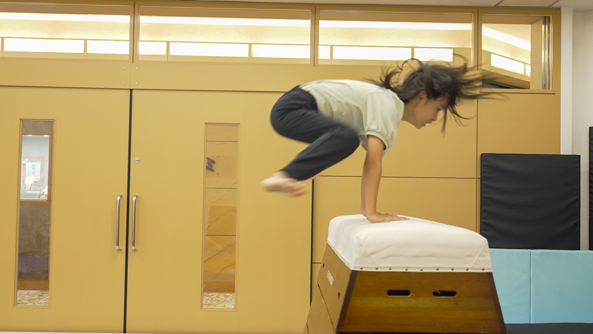 運動神経向上は、「やってみる」から育っていく！神戸市垂水区のカーレッジ体操教室で！